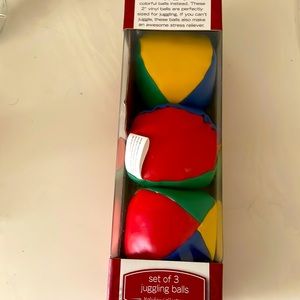 Juggling balls set of 3 NWT BY HOLIDAY COLLECTION